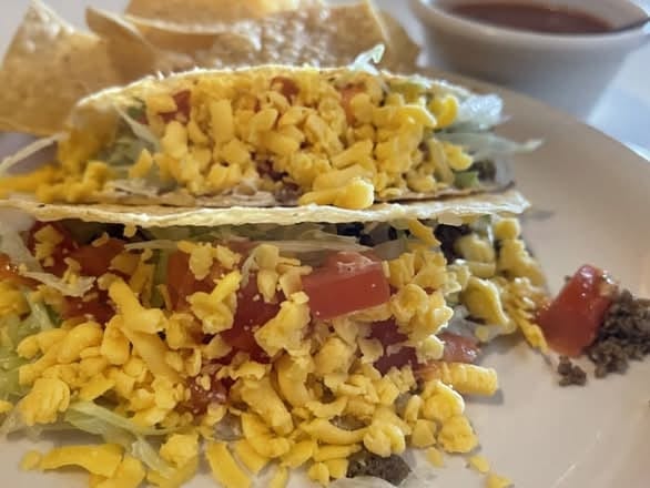 Taco (Shredded Chicken and Cheese).